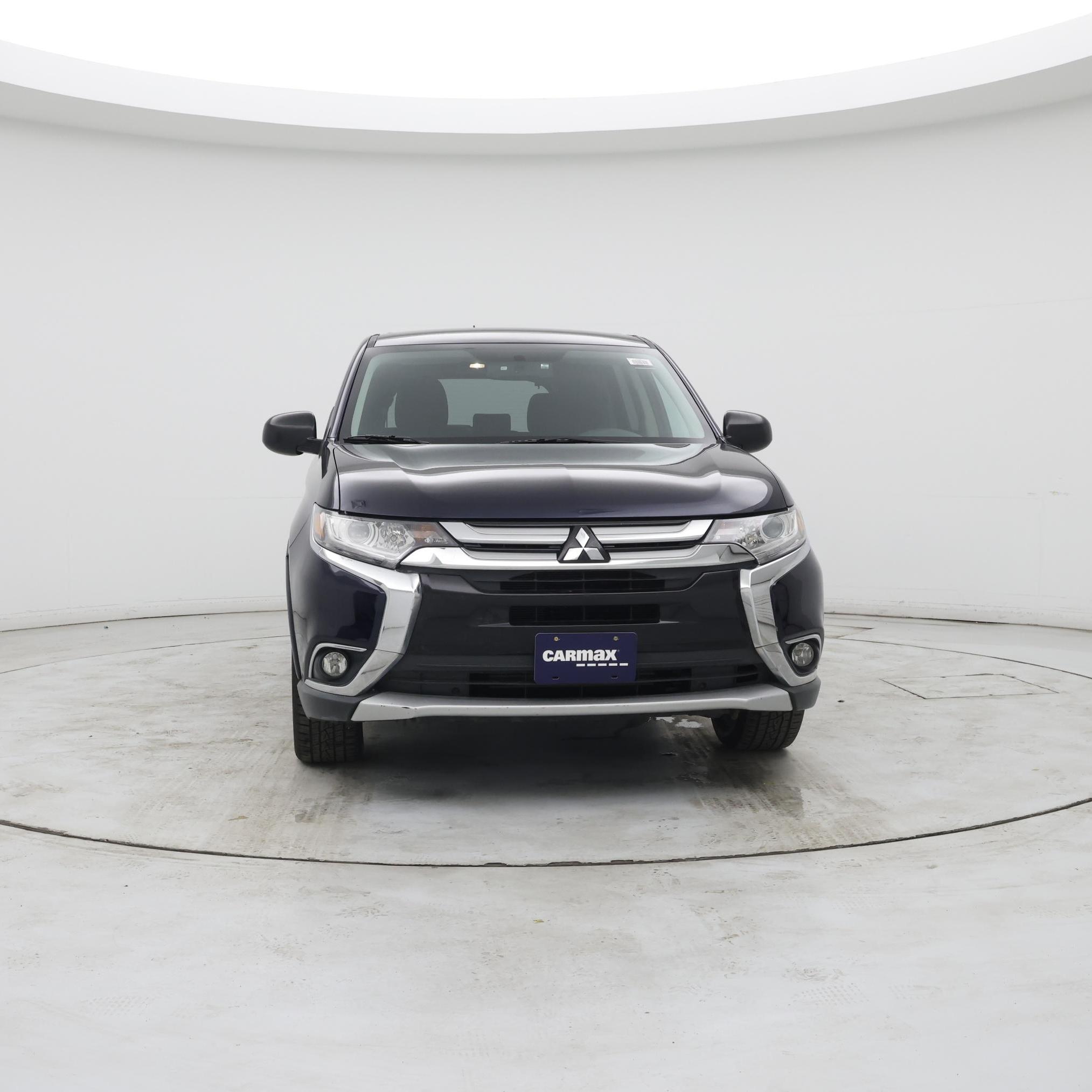 Thumbnail: 2016 Mitsubishi Outlander - 5