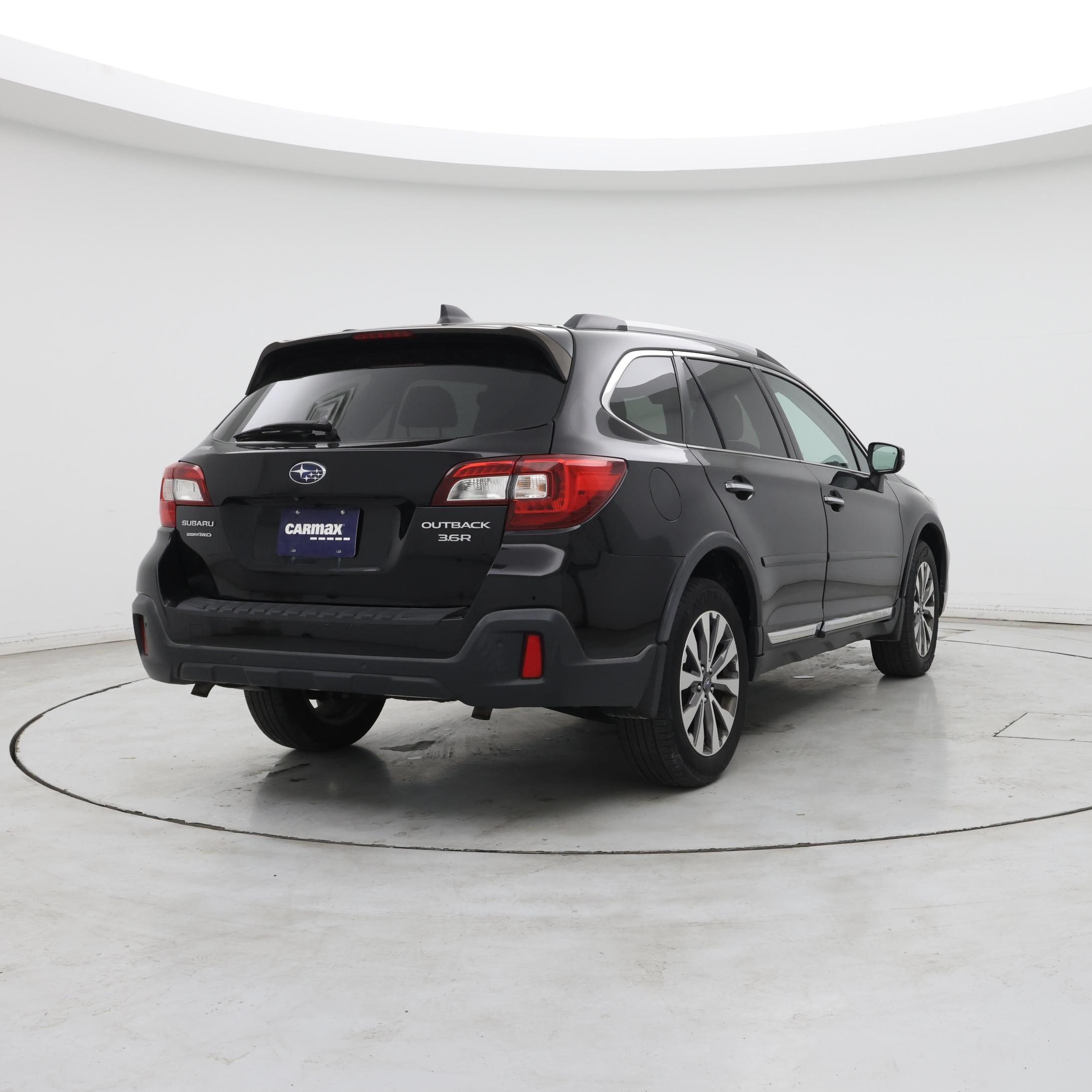 Thumbnail: 2018 Subaru Outback - 8
