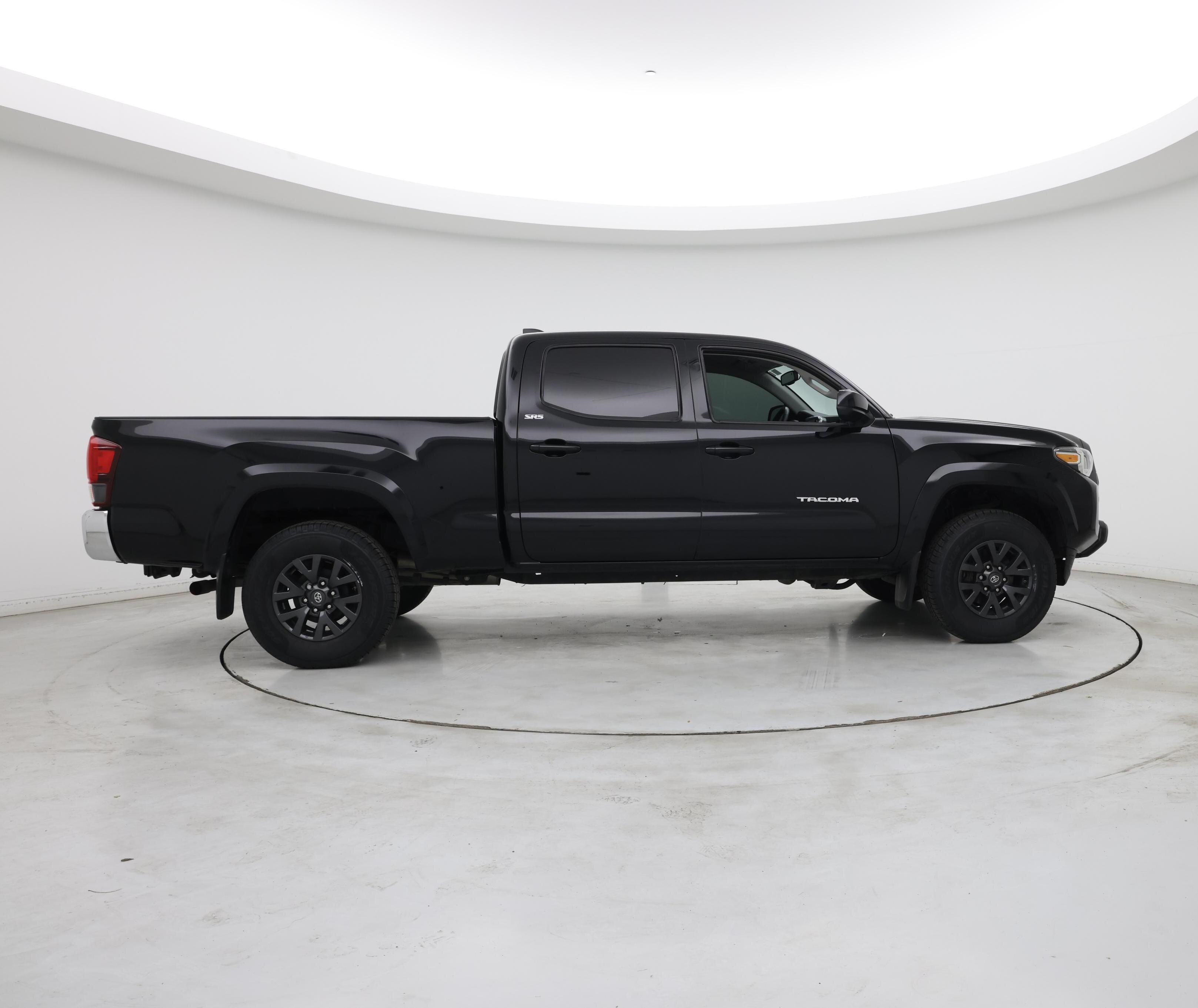 Thumbnail: 2020 Toyota Tacoma - 7