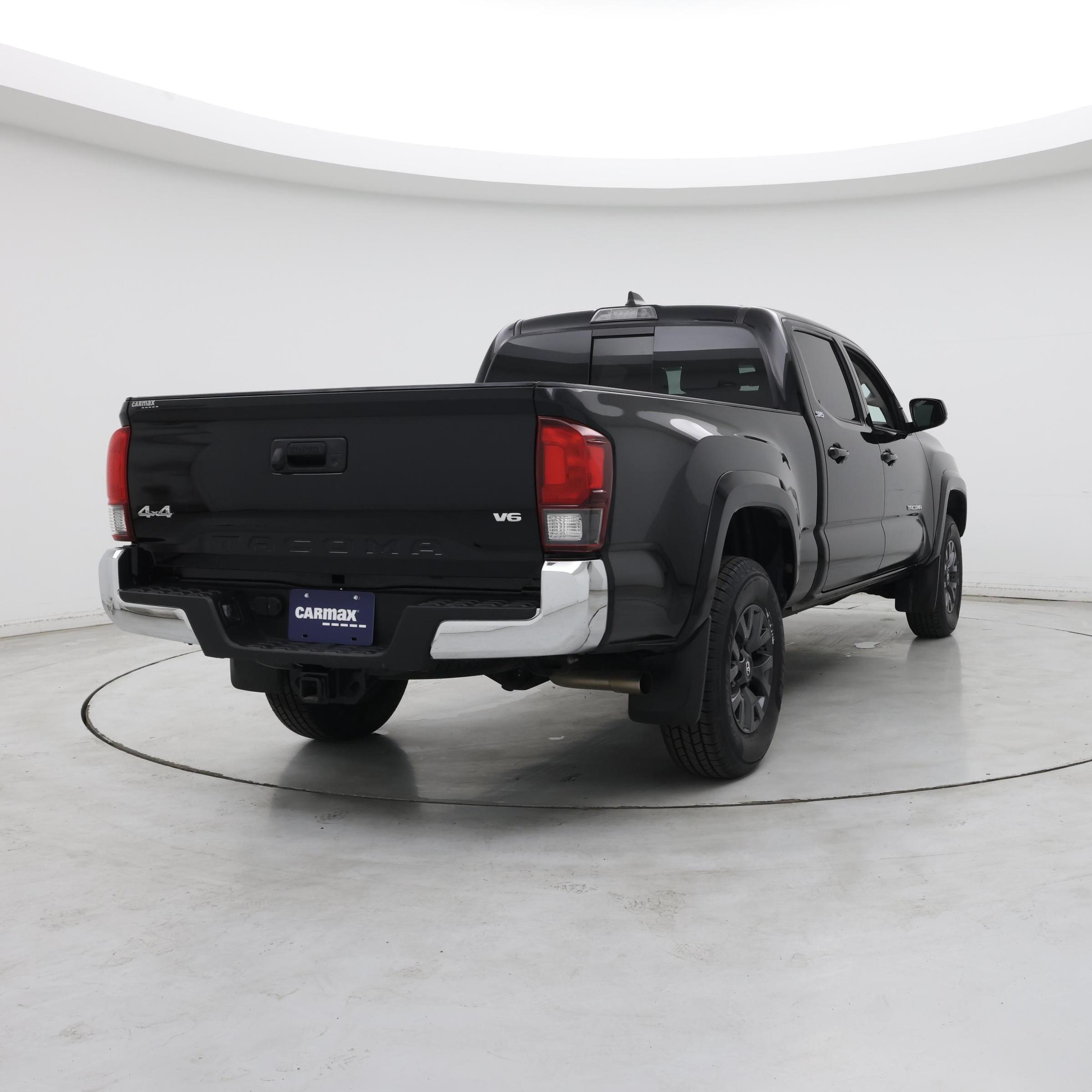 Thumbnail: 2020 Toyota Tacoma - 8