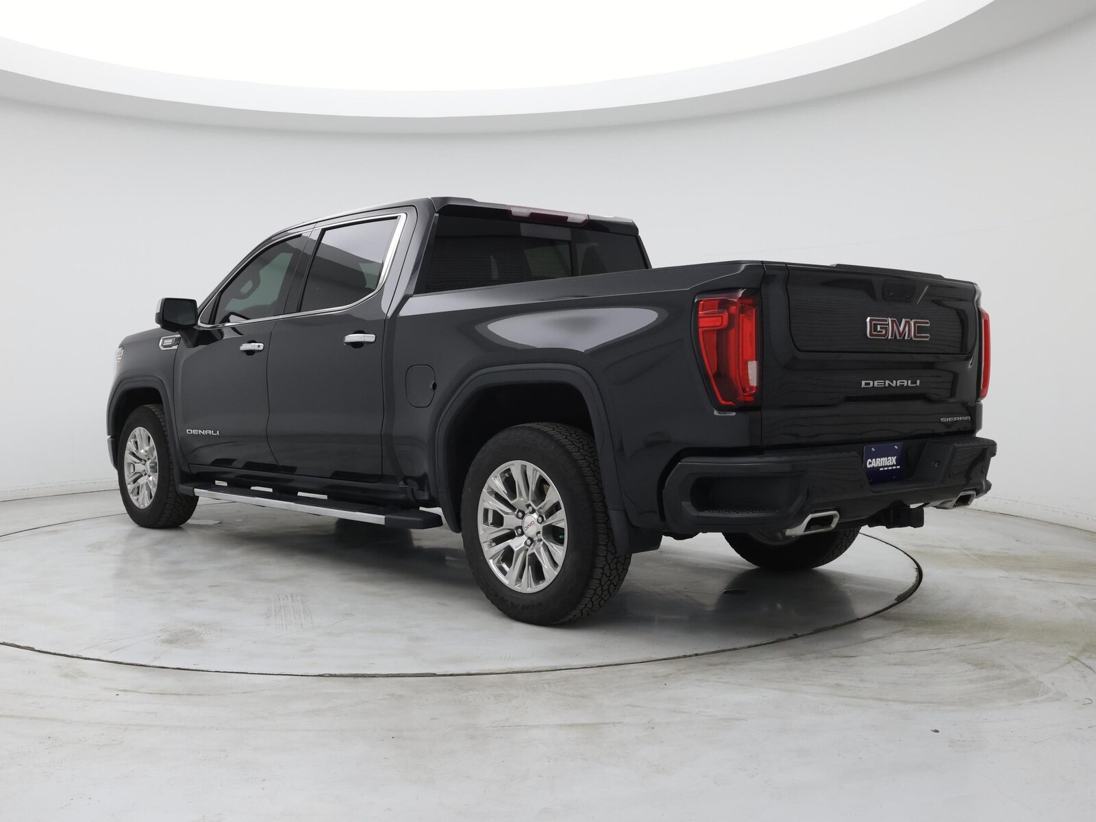 2020 GMC Sierra 1500 Denali - Image 2