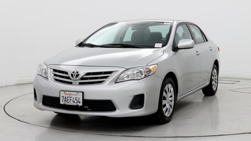 2013 Toyota Corolla LE 4