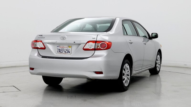 2013 Toyota Corolla LE 8