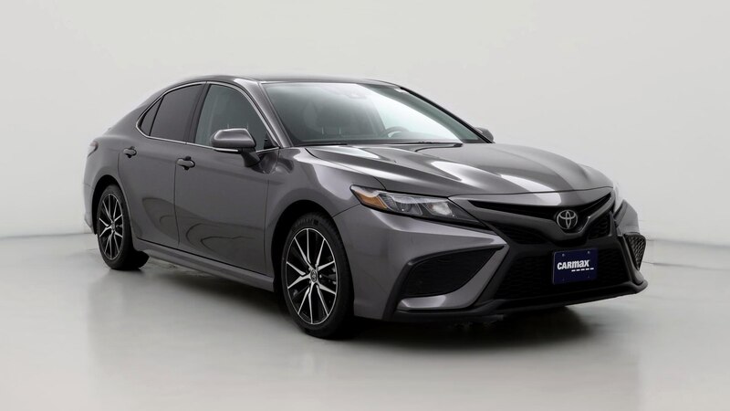 2024 Toyota Camry SE Hero Image