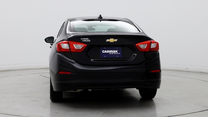 2018 Chevrolet Cruze LS 6