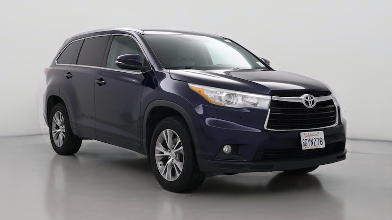 2015 Toyota Highlander XLE Hero Image