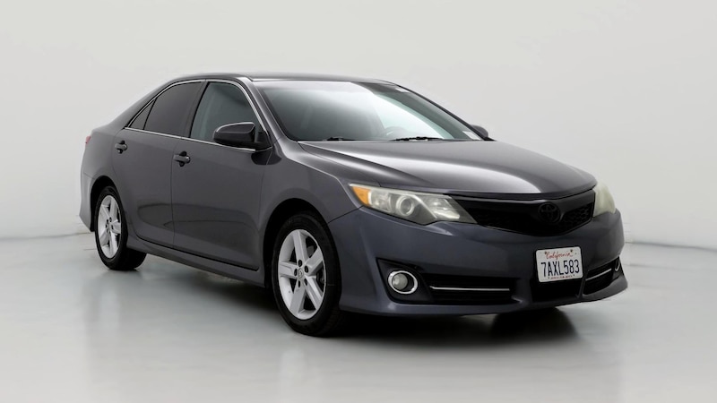 2013 Toyota Camry SE Hero Image