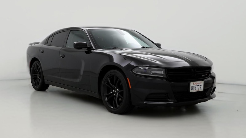 2018 Dodge Charger SXT Hero Image