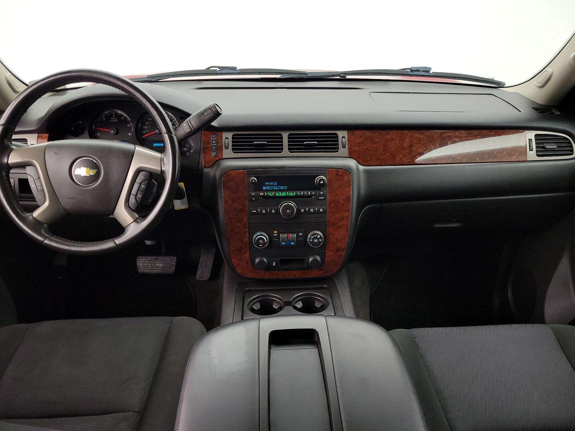Thumbnail: 2013 Chevrolet Tahoe - 9