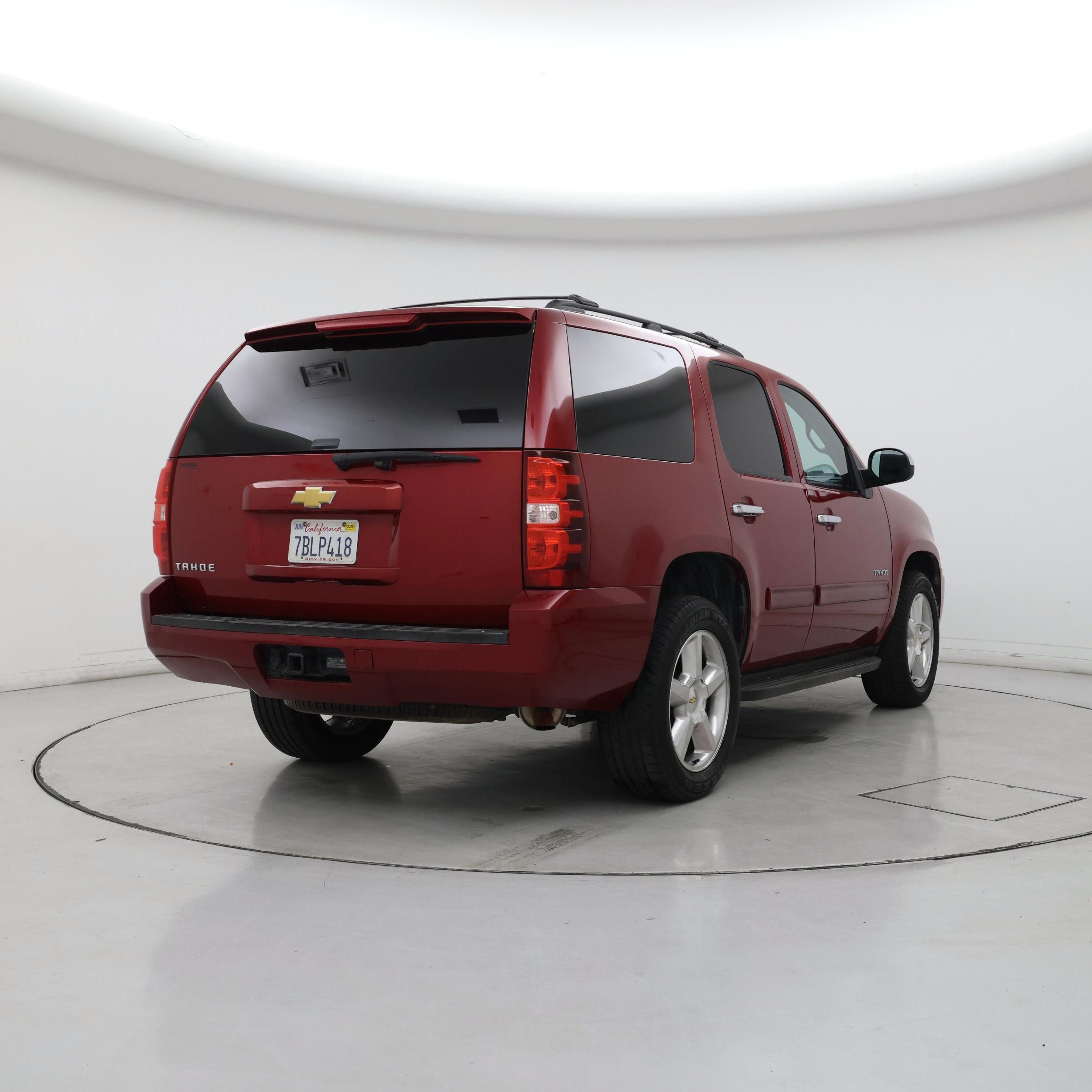 Thumbnail: 2013 Chevrolet Tahoe - 8