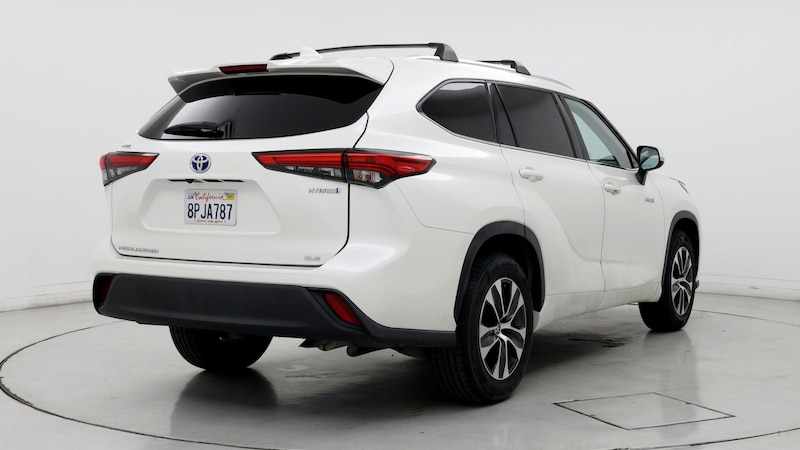 2020 Toyota Highlander XLE 8