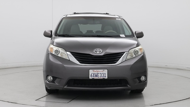 2013 Toyota Sienna LE 5