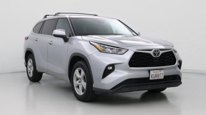 2020 Toyota Highlander LE Hero Image