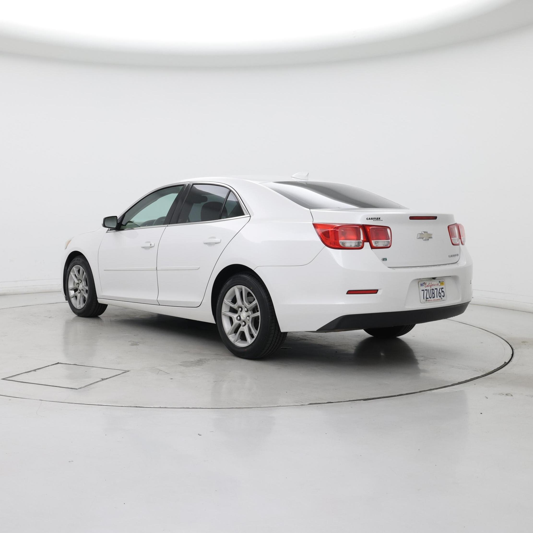 Thumbnail: 2015 Chevrolet Malibu - 2