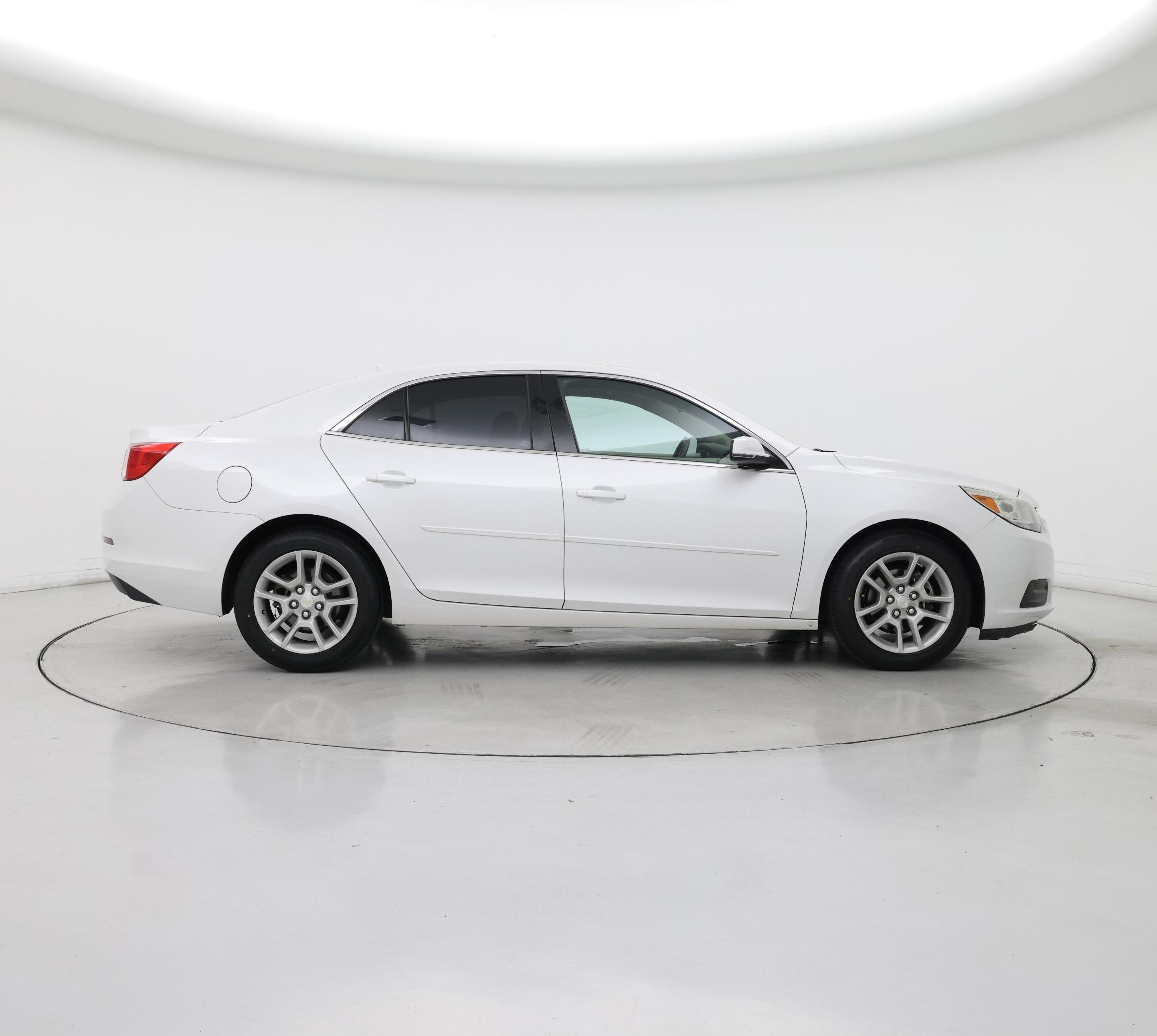 Thumbnail: 2015 Chevrolet Malibu - 7