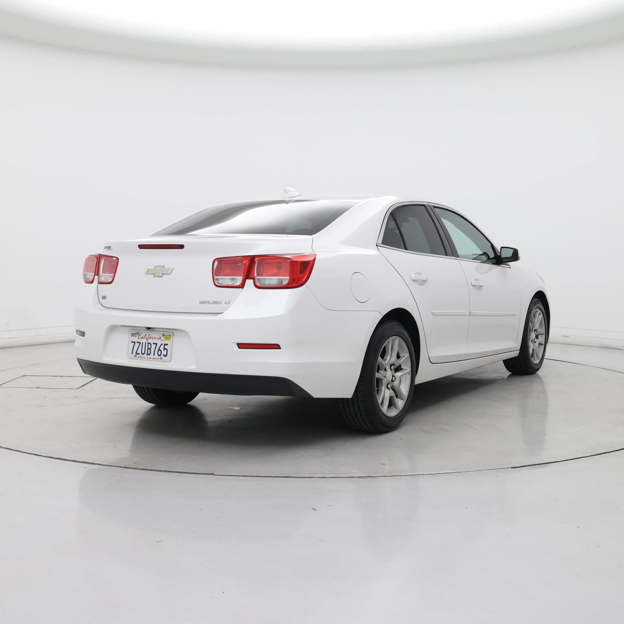 Thumbnail: 2015 Chevrolet Malibu - 8