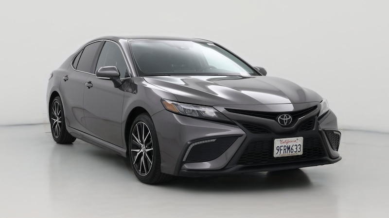 2023 Toyota Camry SE Hero Image