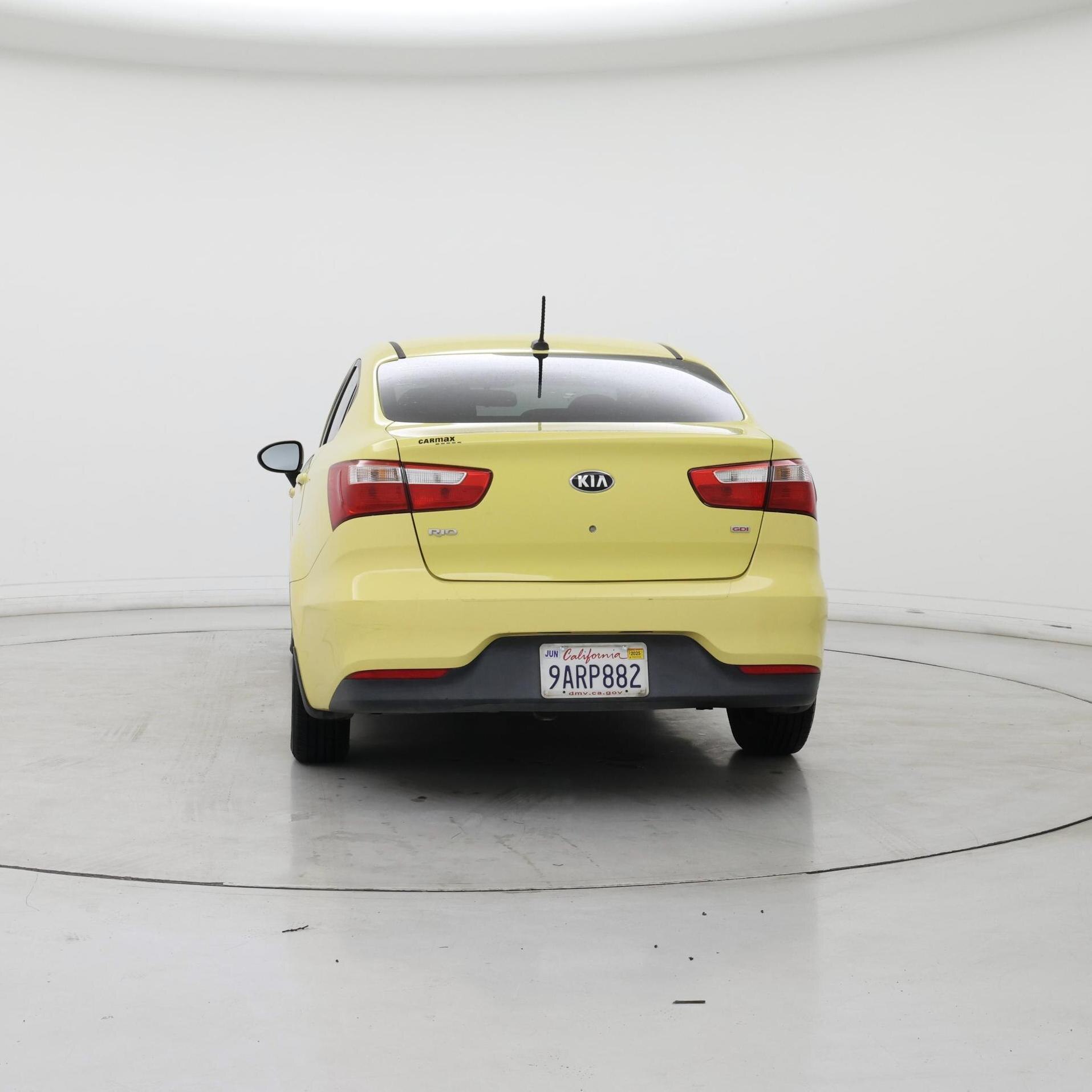 Thumbnail: 2016 Kia Rio - 6