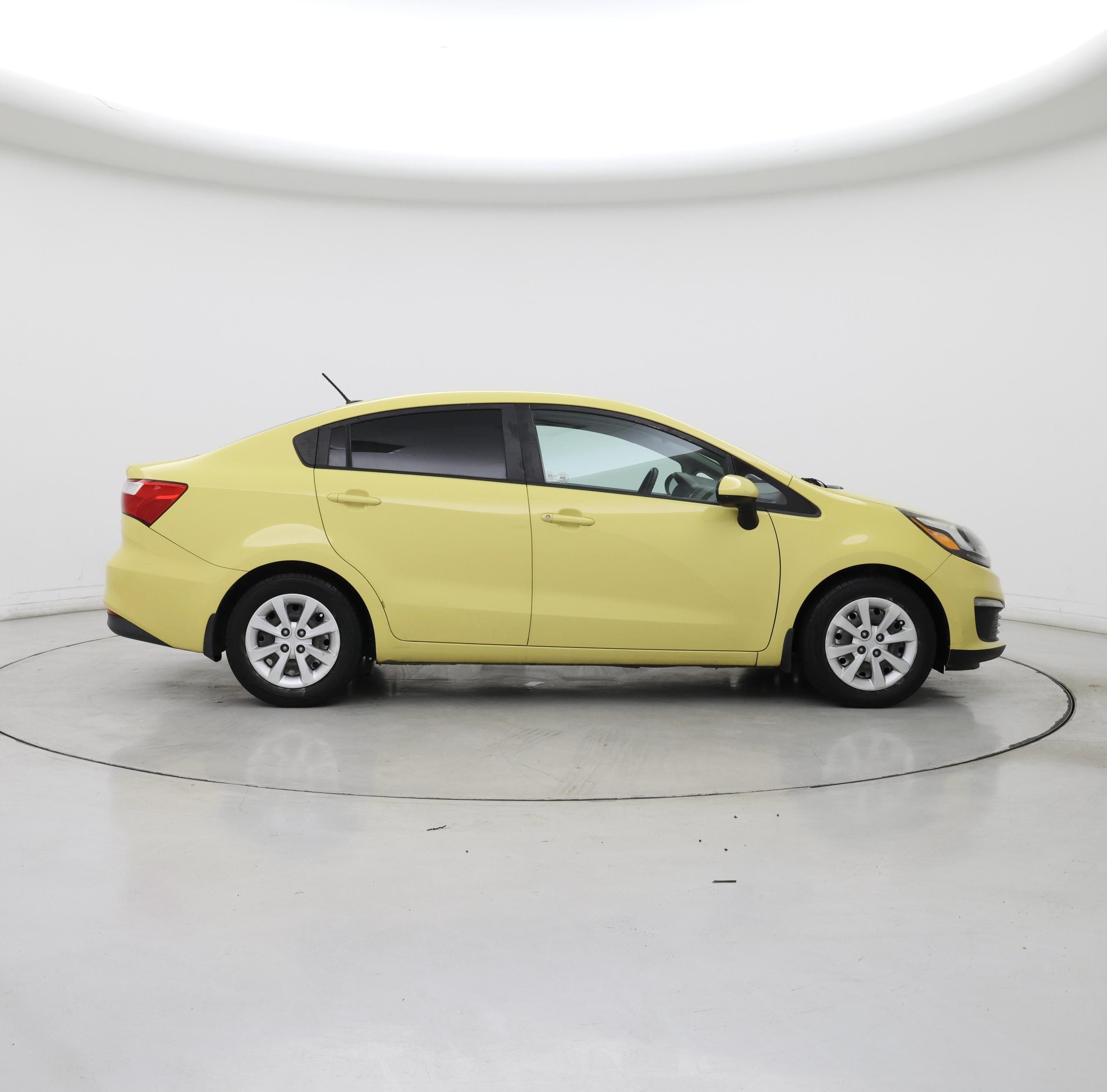 Thumbnail: 2016 Kia Rio - 7