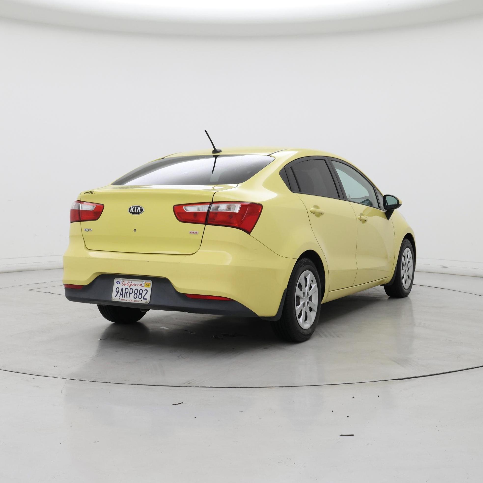 Thumbnail: 2016 Kia Rio - 8