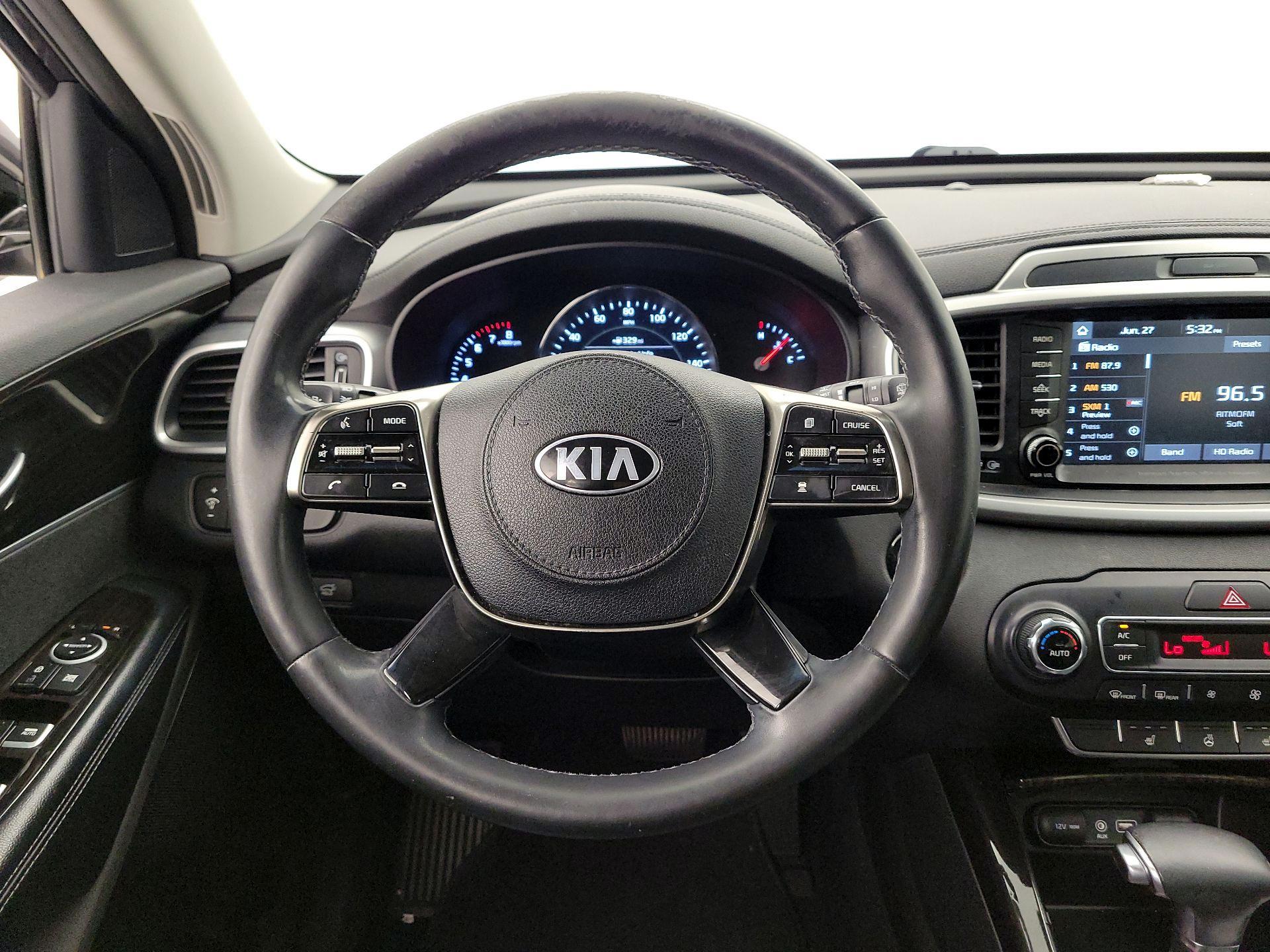 Thumbnail: 2019 Kia Sorento - 10