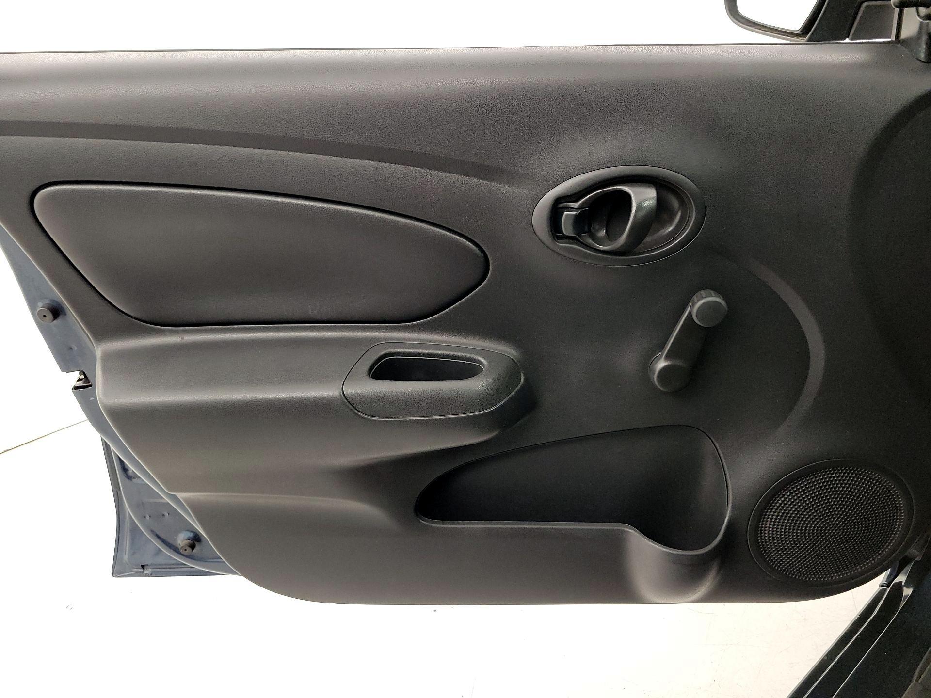 Thumbnail: 2015 Nissan Versa - 12