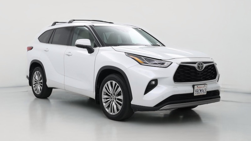2022 Toyota Highlander Platinum Hero Image