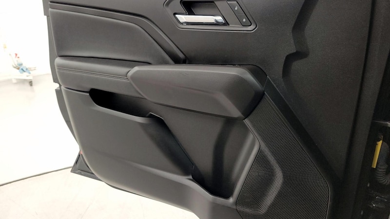 2023 GMC Canyon Elevation 12