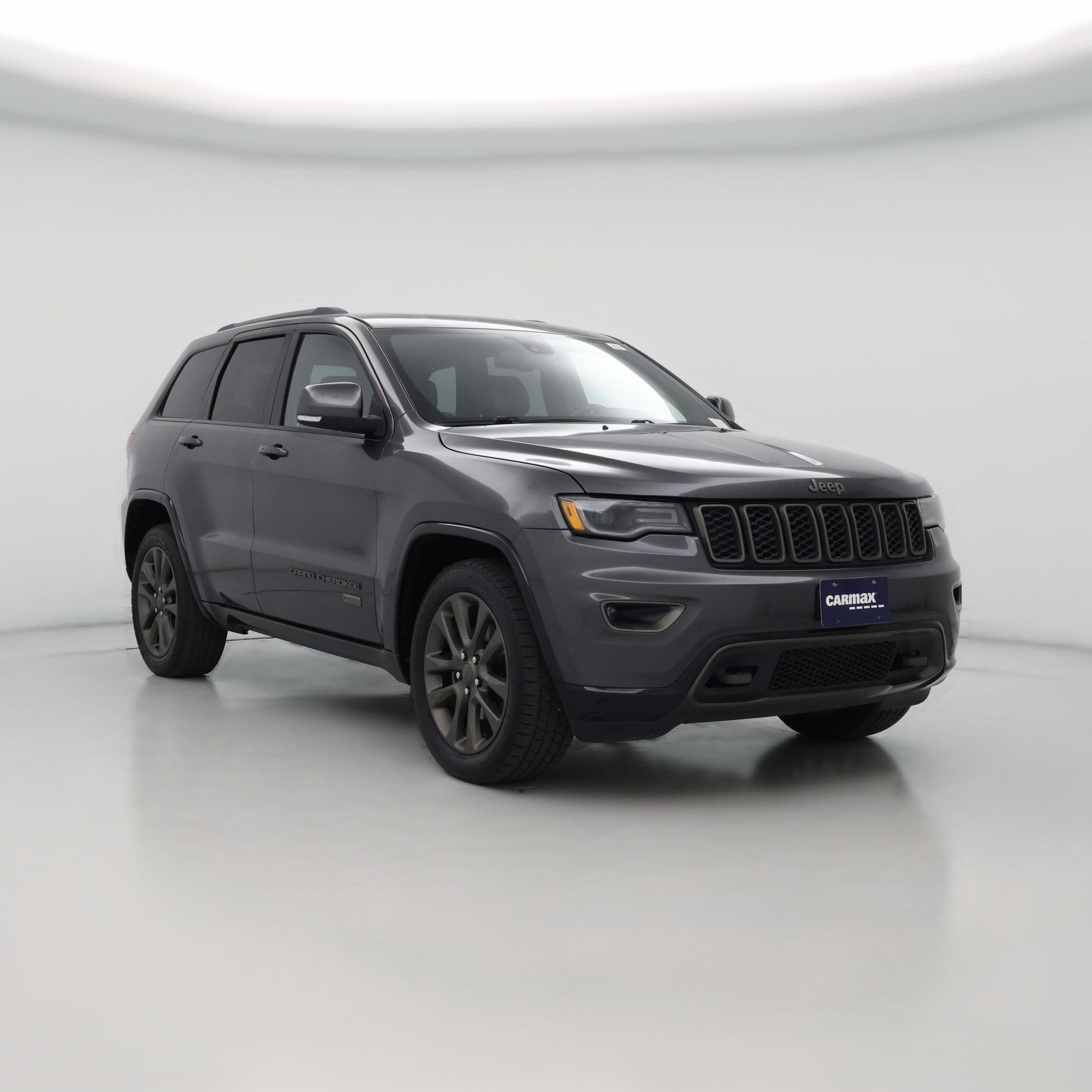 Thumbnail: 2016 Jeep Grand Cherokee - 1