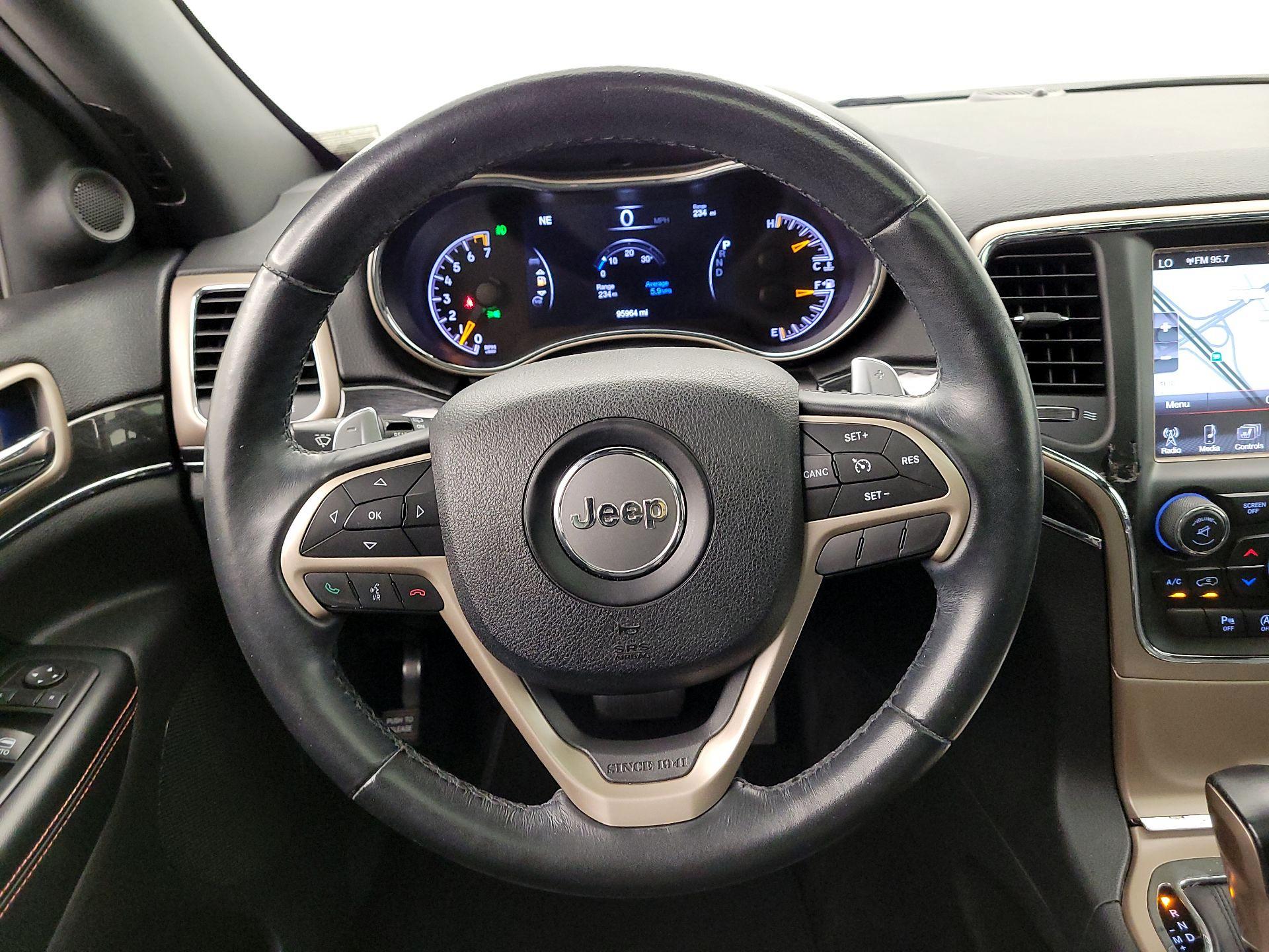 Thumbnail: 2016 Jeep Grand Cherokee - 10