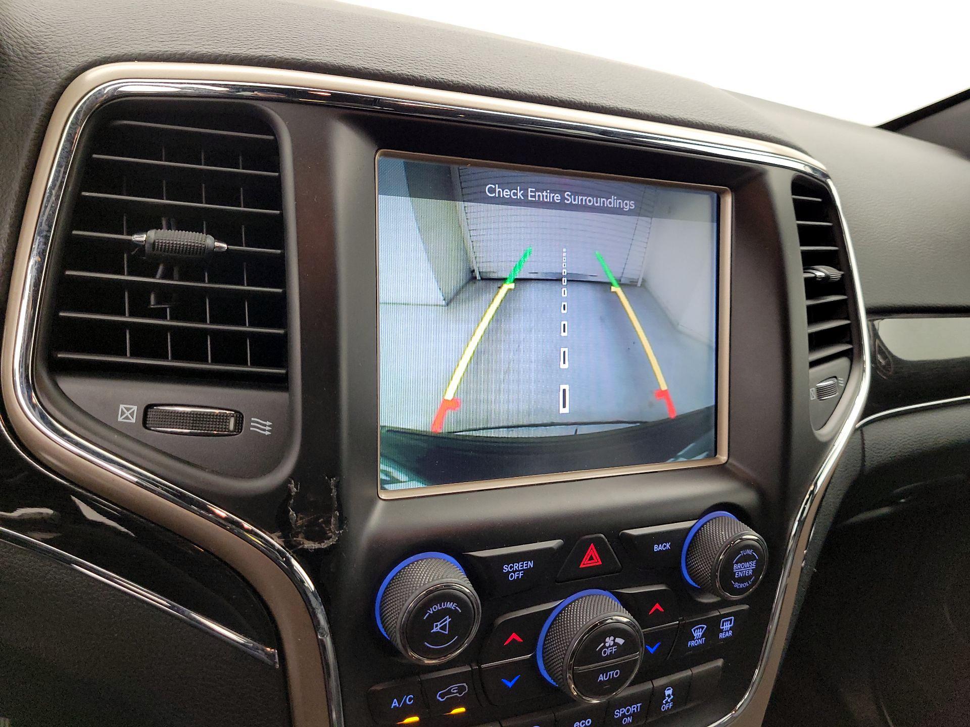 Thumbnail: 2016 Jeep Grand Cherokee - 15