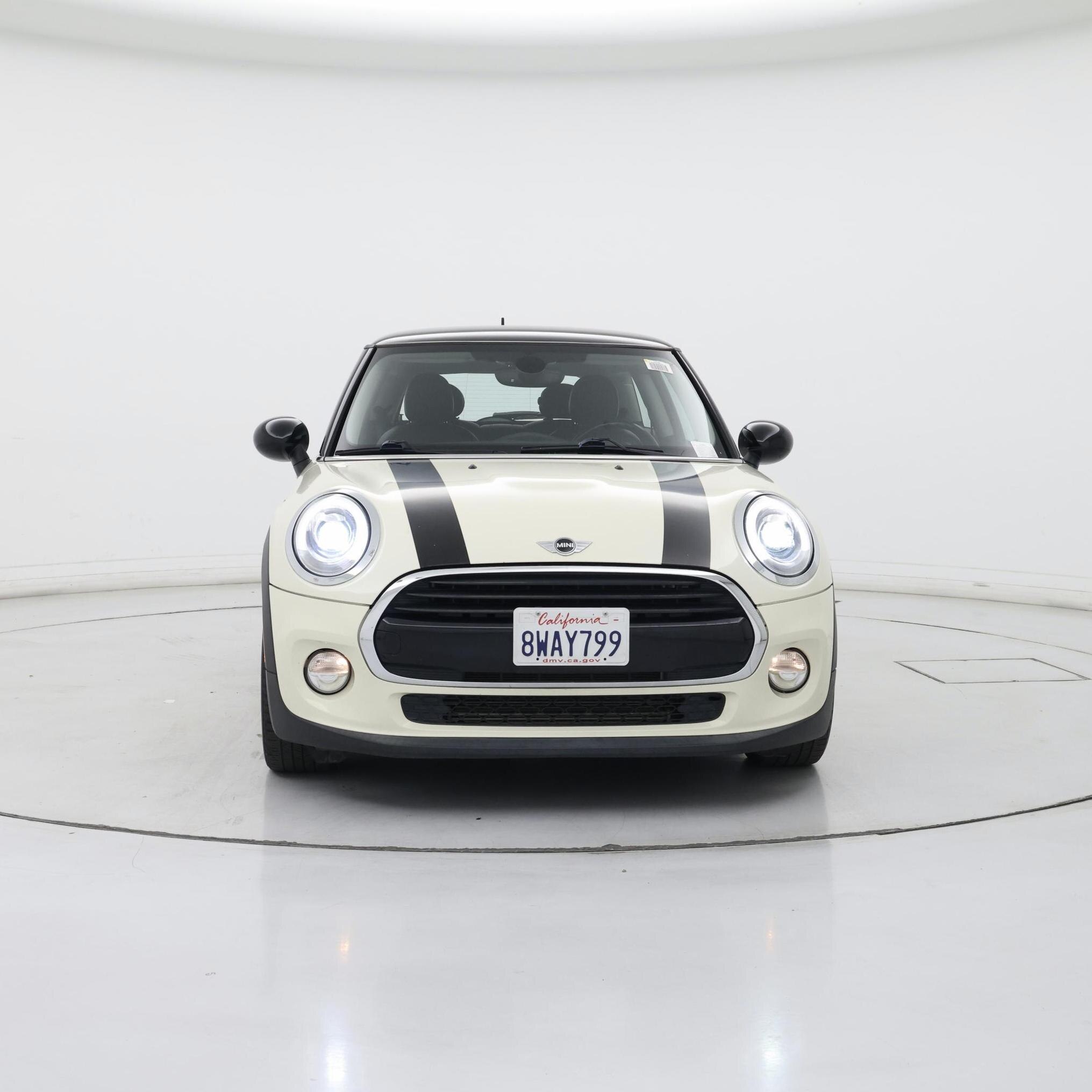 Thumbnail: 2017 MINI Cooper Hardtop - 5