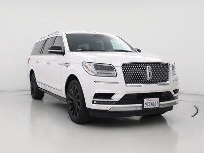 White 2018 Lincoln Navigator L Select