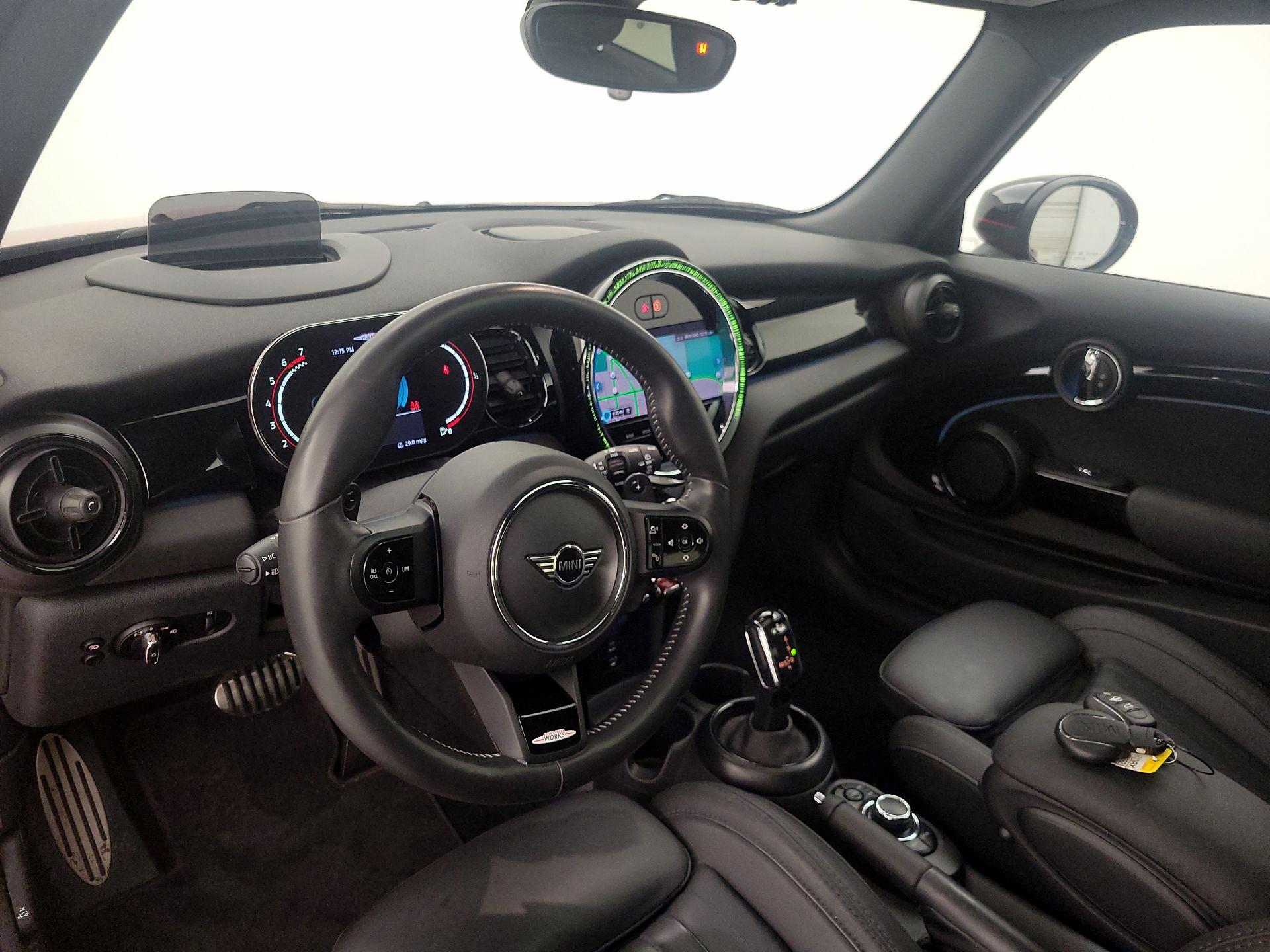 Thumbnail: 2022 MINI Cooper Hardtop - 9