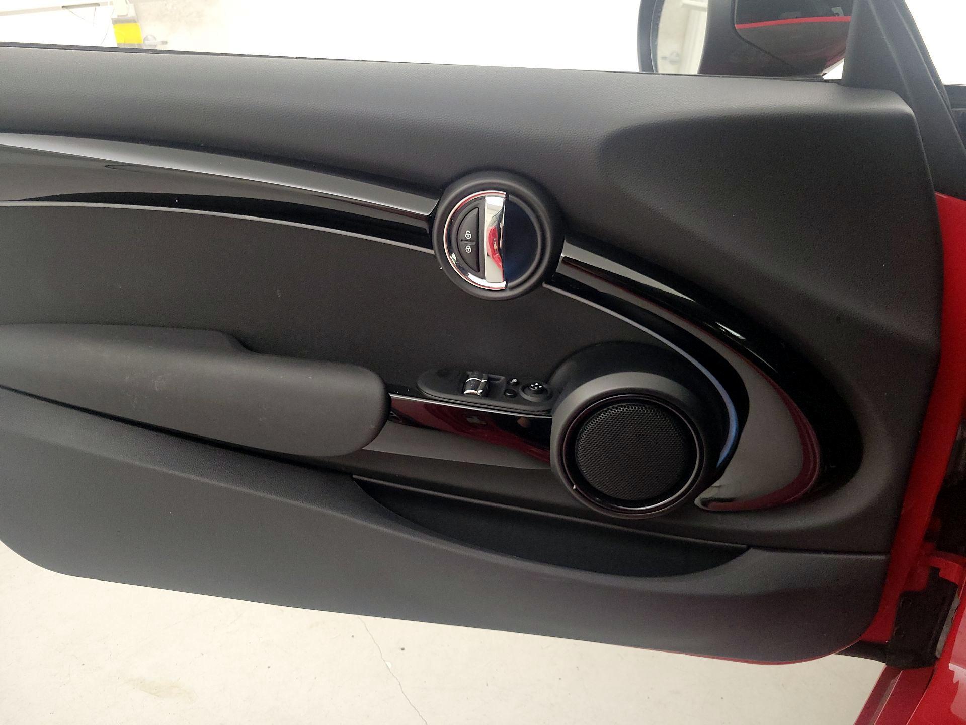 Thumbnail: 2022 MINI Cooper Hardtop - 12