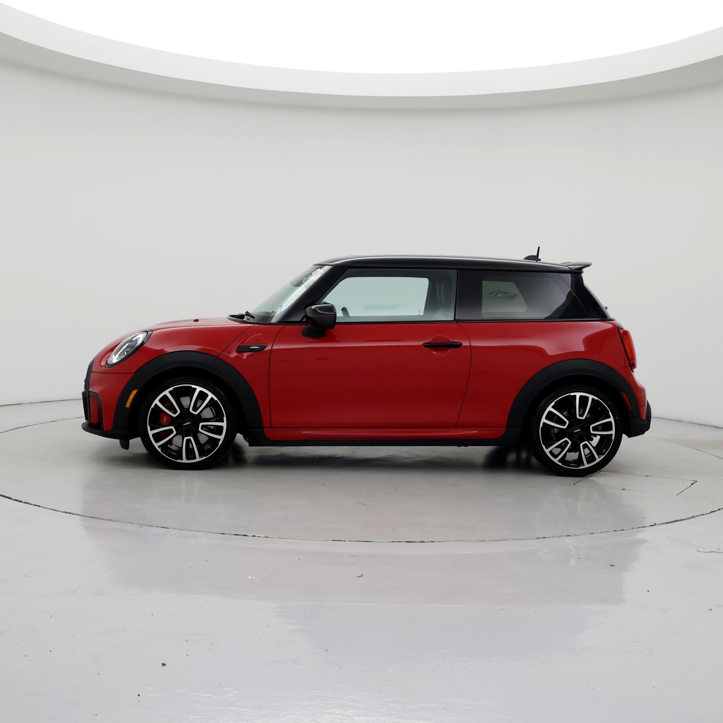 Thumbnail: 2022 MINI Cooper Hardtop - 3