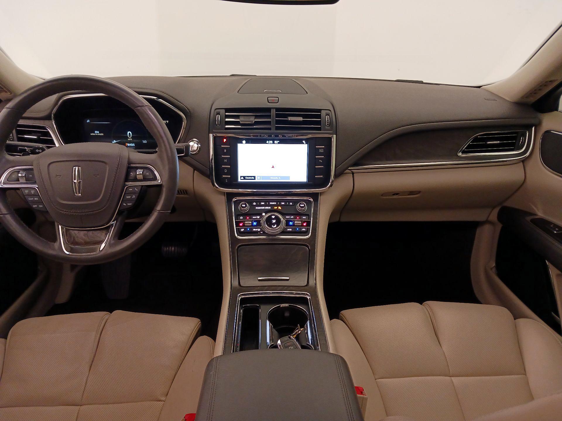 Thumbnail: 2017 Lincoln Continental - 9