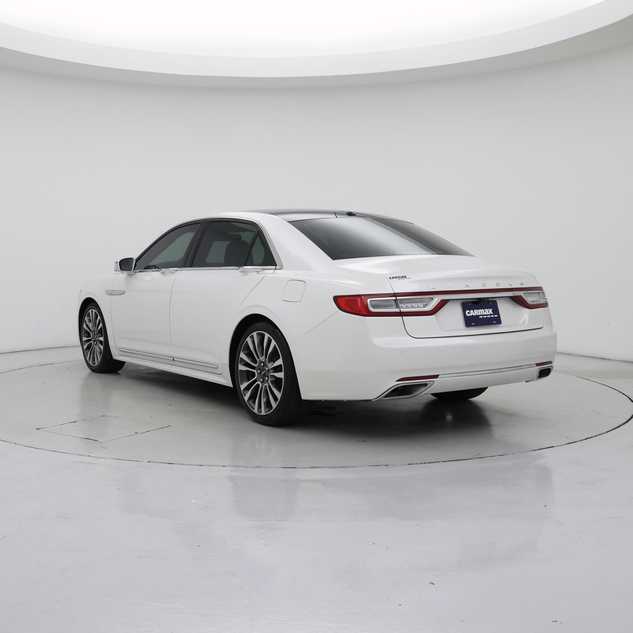 Thumbnail: 2017 Lincoln Continental - 2