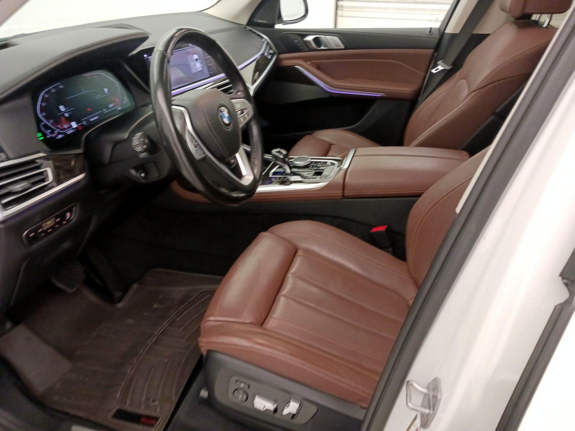 Thumbnail: 2020 BMW X7 - 11