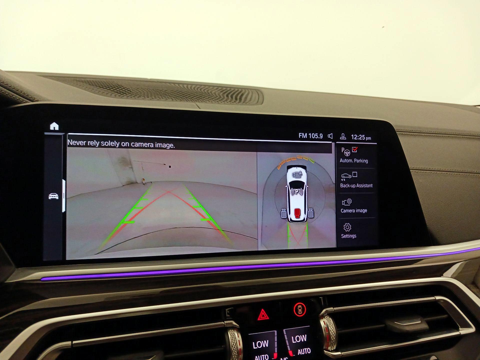 Thumbnail: 2020 BMW X7 - 15