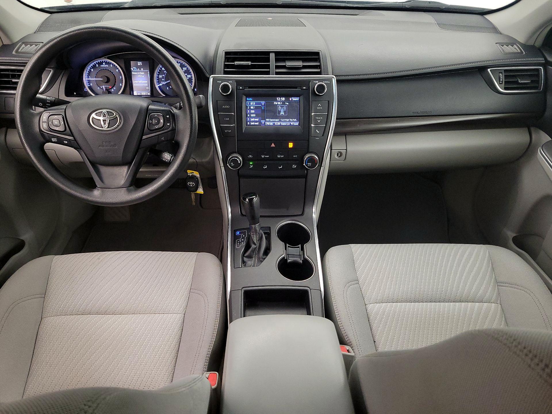 Thumbnail: 2016 Toyota Camry - 9