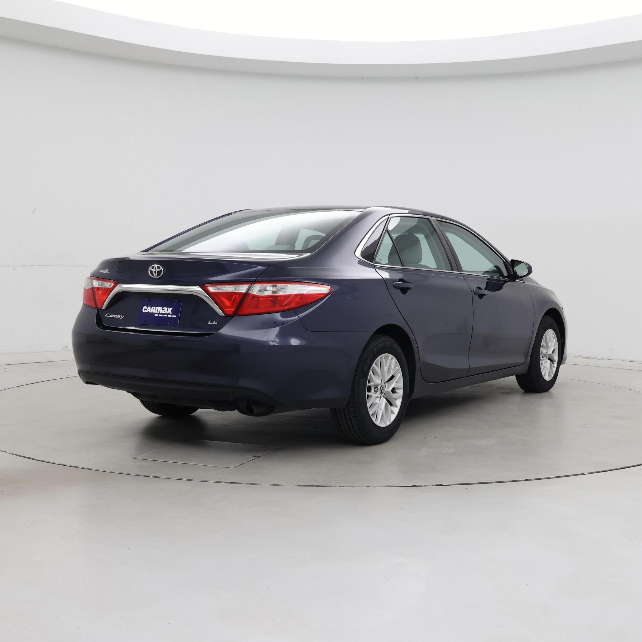 Thumbnail: 2016 Toyota Camry - 8