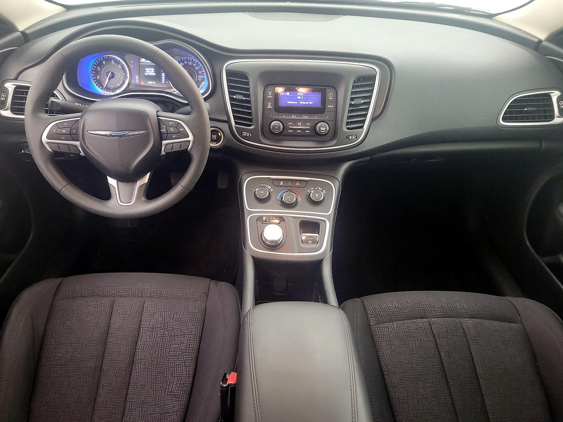 Thumbnail: 2015 Chrysler 200 - 9