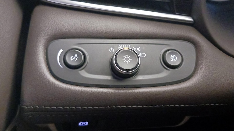 2017 Buick LaCrosse Essence 13
