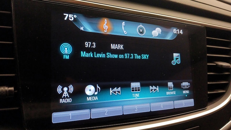 2017 Buick LaCrosse Essence 16