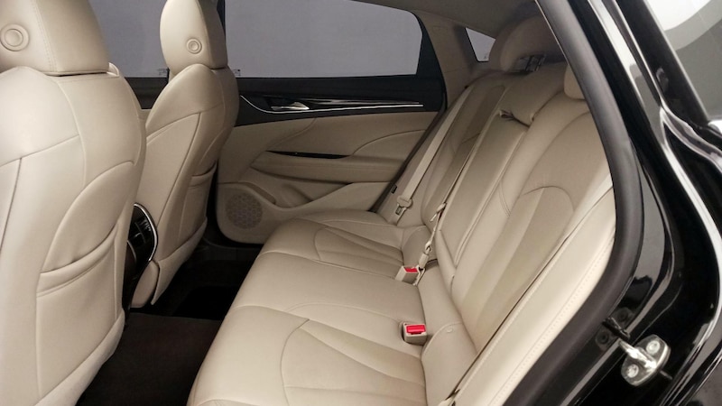 2017 Buick LaCrosse Essence 21