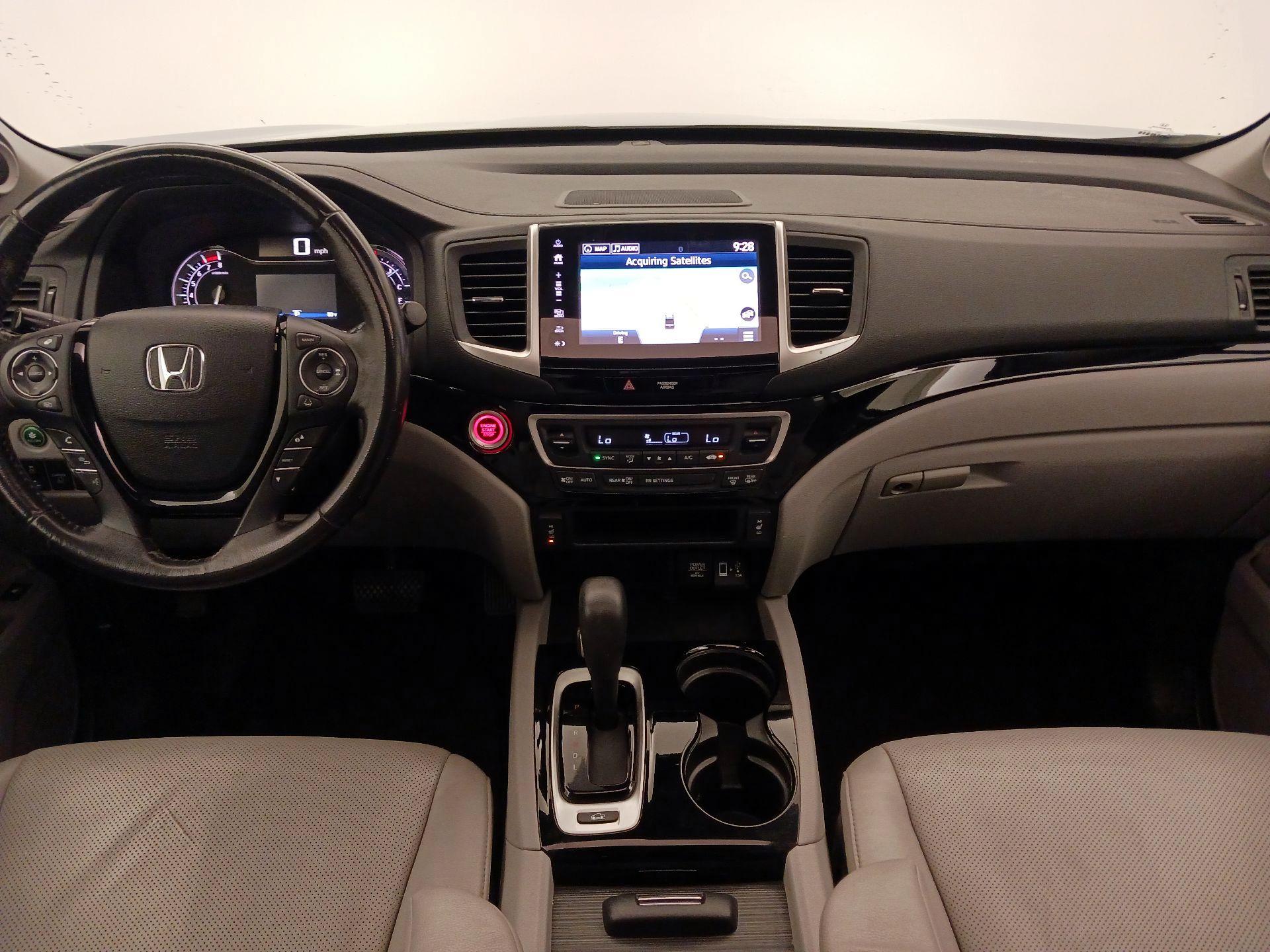 Thumbnail: 2019 Honda Ridgeline - 8