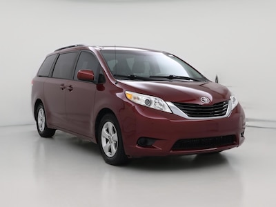Red 2014 Toyota Sienna LE