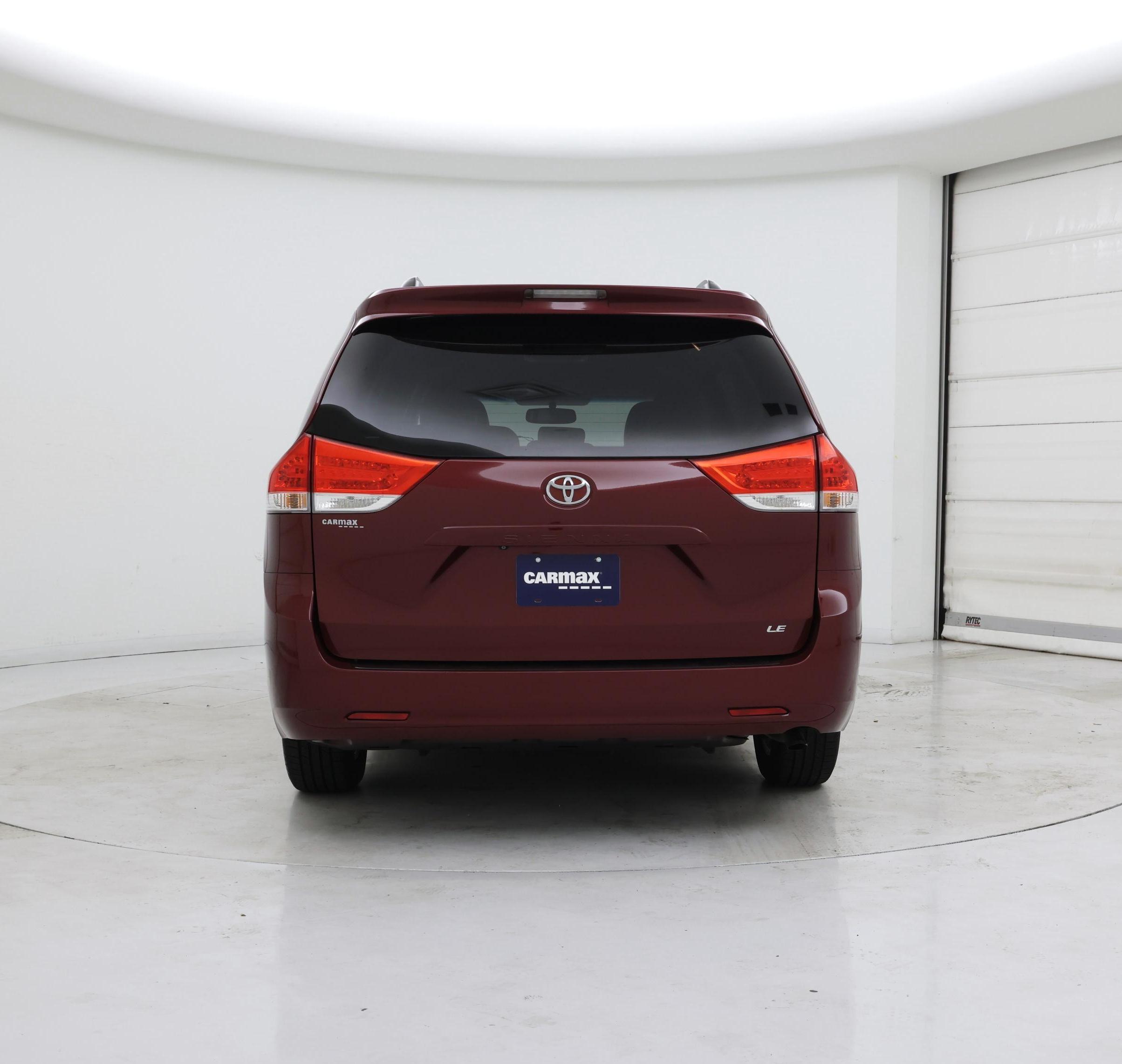 Thumbnail: 2014 Toyota Sienna - 6