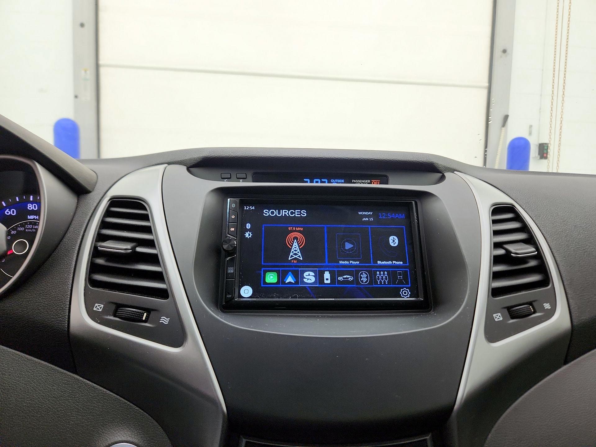 Thumbnail: 2016 Hyundai Elantra - 14